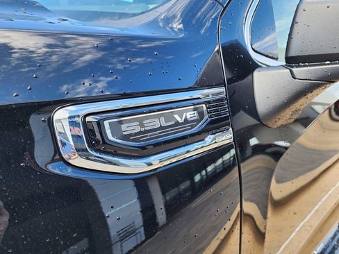 New 2026 GMC Sierra 1500 SLT w/ SLT Premium Plus Package image 11