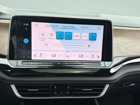 New 2026 Volkswagen Atlas SE FWD image 19