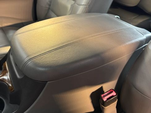 Used 2000 Lincoln Navigator 2WD image 17