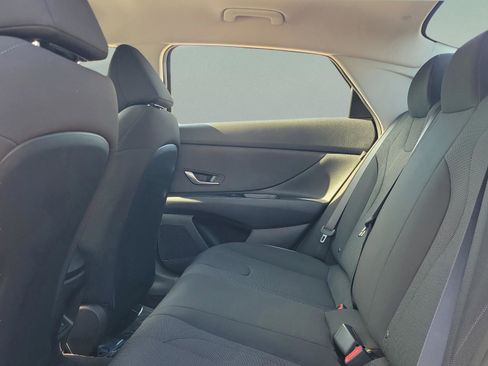 New 2026 Hyundai Elantra SE image 11