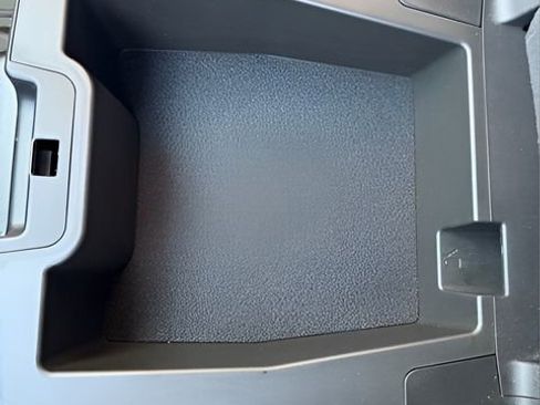 Used 2023 GMC Sierra 1500 Pro w/ Pro Value Package AWD/4WD image 17