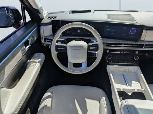 Used 2024 Hyundai Santa Fe Calligraphy image 17