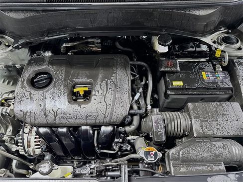 Used 2024 Kia Seltos LX image 9