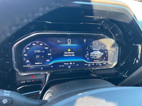 Used 2024 Chevrolet Silverado 1500 LT image 9