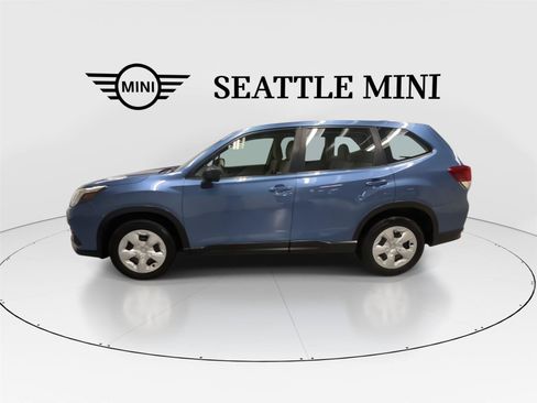 Used 2023 Subaru Forester AWD/4WD image 6