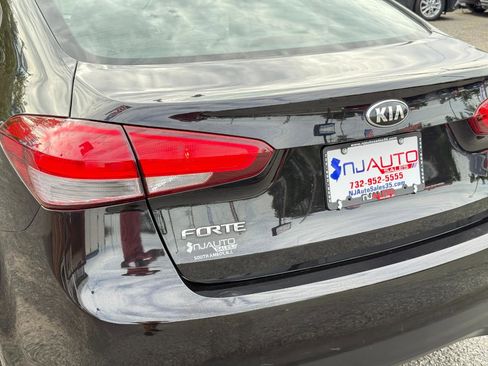 Used 2018 Kia Forte LX FWD image 62