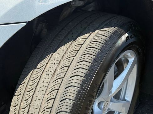 Used 2019 Porsche Macan AWD/4WD image 11