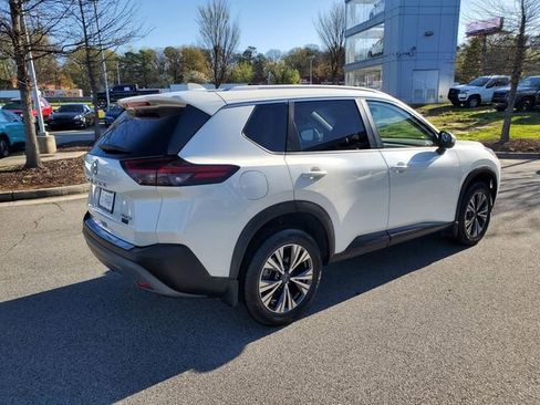 Certified 2023 Nissan Rogue SV w/ SV Premium Package image 4