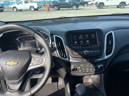 Used 2023 Chevrolet Equinox LT image 11