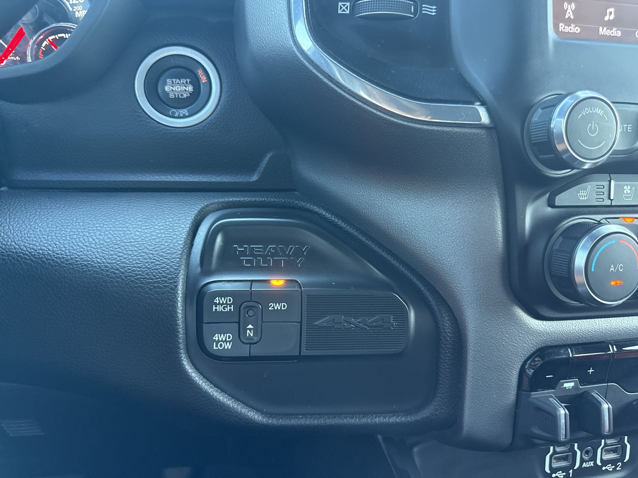 Used 2021 RAM 2500 Laramie w/ Night Edition AWD/4WD image 26