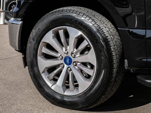 Used 2017 Ford F150 XLT w/ Equipment Group 302A Luxury image 56