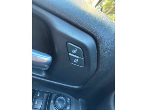 Used 2021 Chevrolet Silverado 2500 W/T w/ WT Convenience Package AWD/4WD image 26