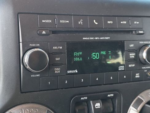 Used 2017 Jeep Wrangler Unlimited Sport w/ Quick Order Package 24S image 20