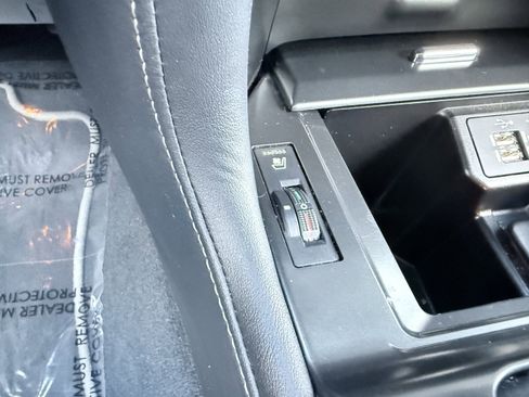 Used 2023 Lexus GX 460 Premium image 82