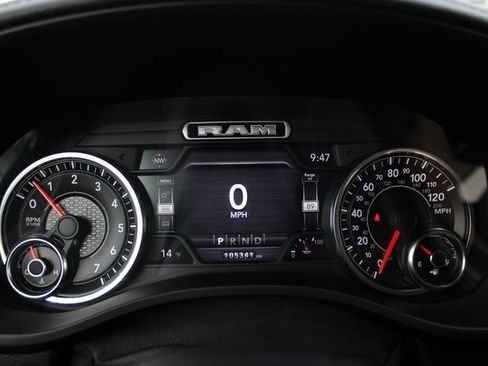 Used 2019 RAM 1500 Laramie image 21