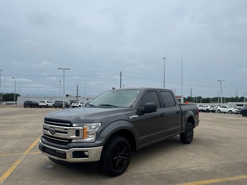Used 2020 Ford F150 XLT w/ Equipment Group 301A Mid RWD image 8