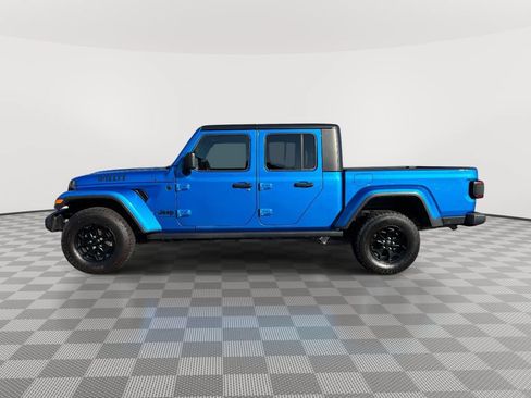 Used 2022 Jeep Gladiator Sport AWD/4WD image 4