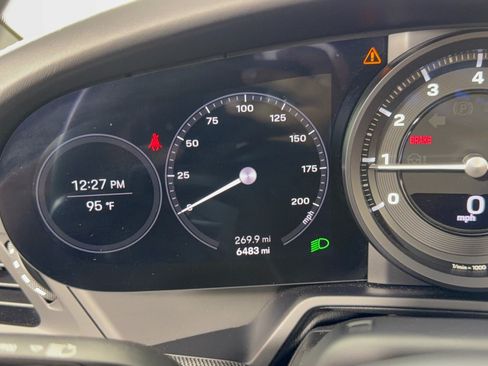 Certified 2024 Porsche 911 Carrera S RWD image 26