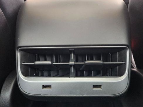 Used 2019 Tesla Model 3 Standard Range Plus image 56