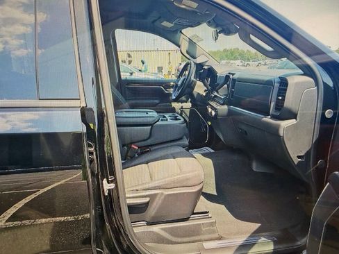 Used 2025 GMC Sierra 1500 Elevation AWD/4WD image 8