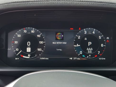 Certified 2024 Land Rover Discovery Dynamic SE AWD/4WD image 19