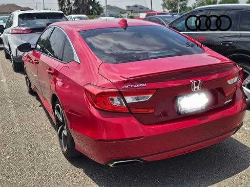 Used 2018 Honda Accord Sport image 8