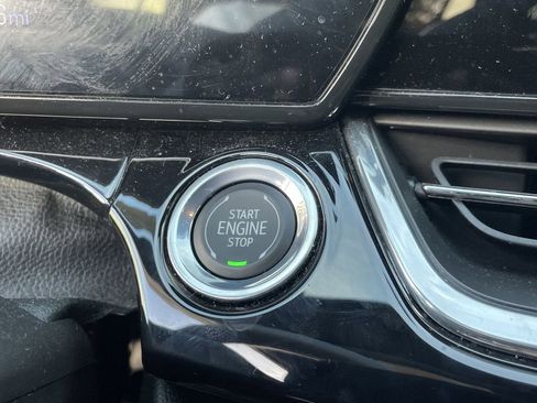 Used 2025 Chevrolet Trax RS w/ Driver Confidence Package image 29