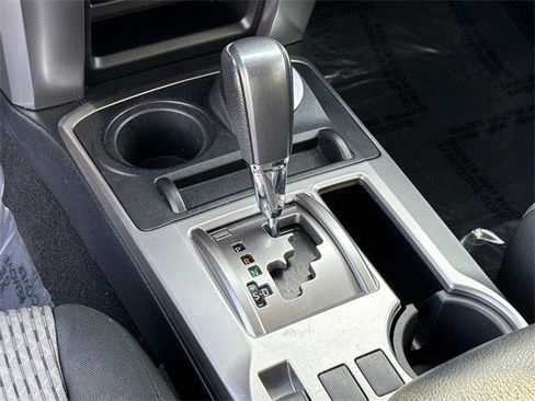 Used 2016 Toyota 4Runner SR5 image 22