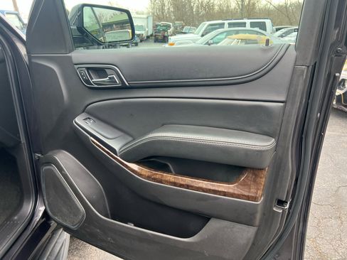 Used 2016 Chevrolet Tahoe LS image 16