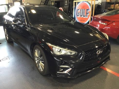 Used 2023 INFINITI Q50 Luxe AWD/4WD image 3