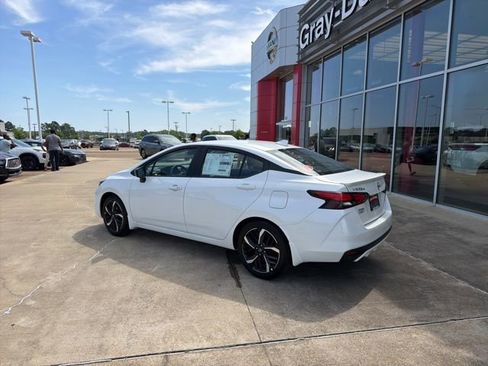 New 2025 Nissan Versa SR image 2