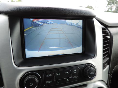 Used 2019 GMC Yukon XL SLT image 11