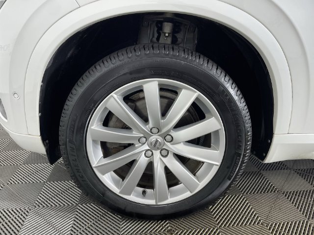 Used 2018 Volvo XC90 T6 Momentum AWD/4WD image 16