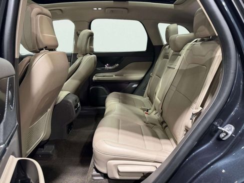 Certified 2022 Lincoln Corsair Reserve w/ Equipment Group 201A image 22