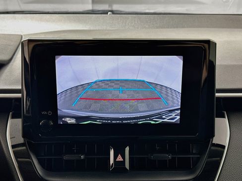 Used 2023 Toyota Corolla LE FWD image 21