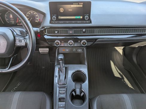 Used 2022 Honda Civic Sport image 7