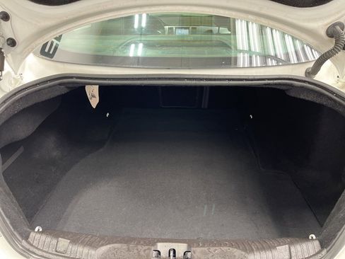 Used 2015 Jaguar XF Sport image 20