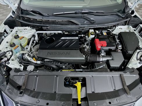 Certified 2023 Nissan Rogue Platinum AWD/4WD image 38