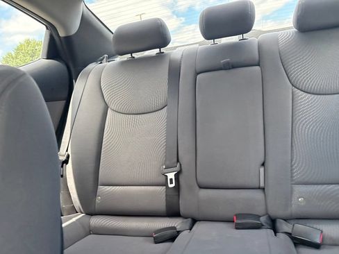 Used 2016 Hyundai Elantra SE w/ Option Group 02 FWD image 12