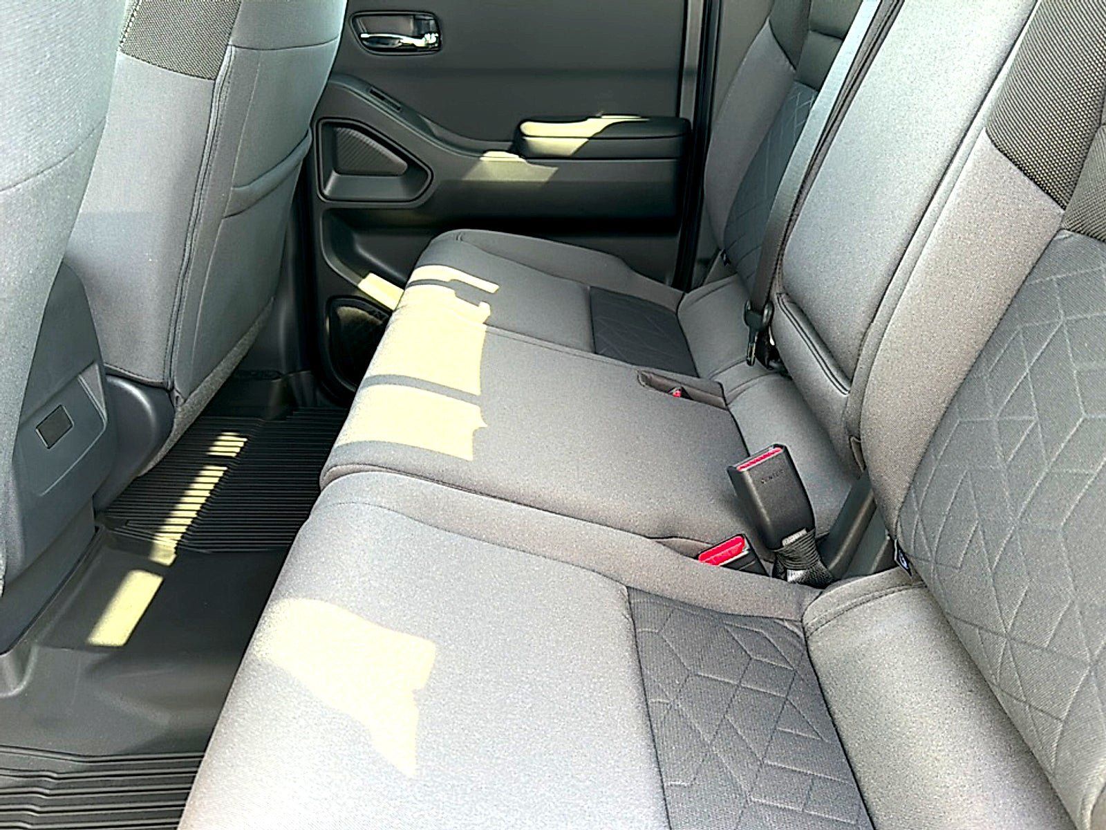 New 2027 Nissan Frontier SV w/ All-Weather Content Package RWD image 15