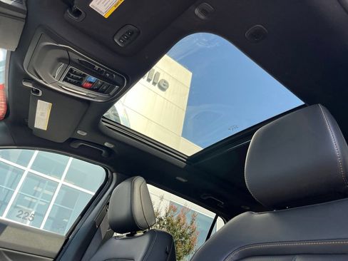 New 2026 Jeep Cherokee Limited AWD/4WD image 12