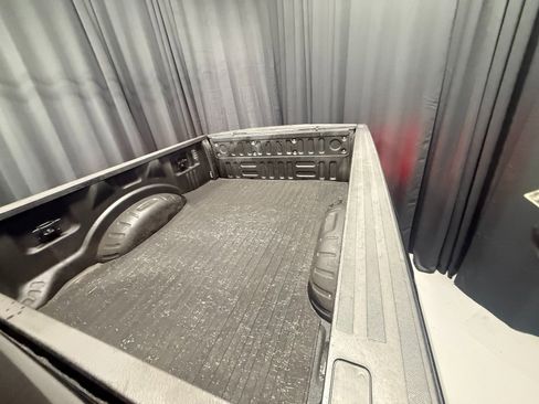 Used 2017 Ford F250 Platinum w/ Platinum Ultimate Package image 13