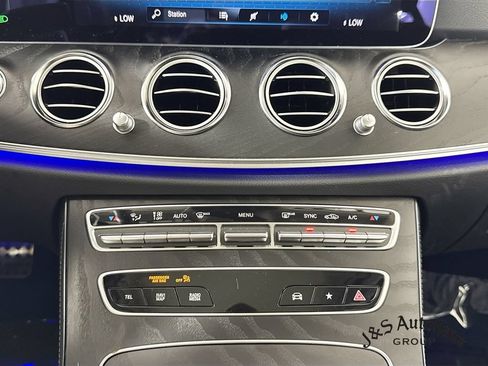 Used 2023 Mercedes-Benz E 450 4MATIC All-Terrain Wagon w/ Premium Package image 21