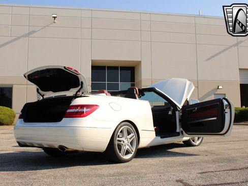 Used 2012 Mercedes-Benz E 350 Cabriolet image 18