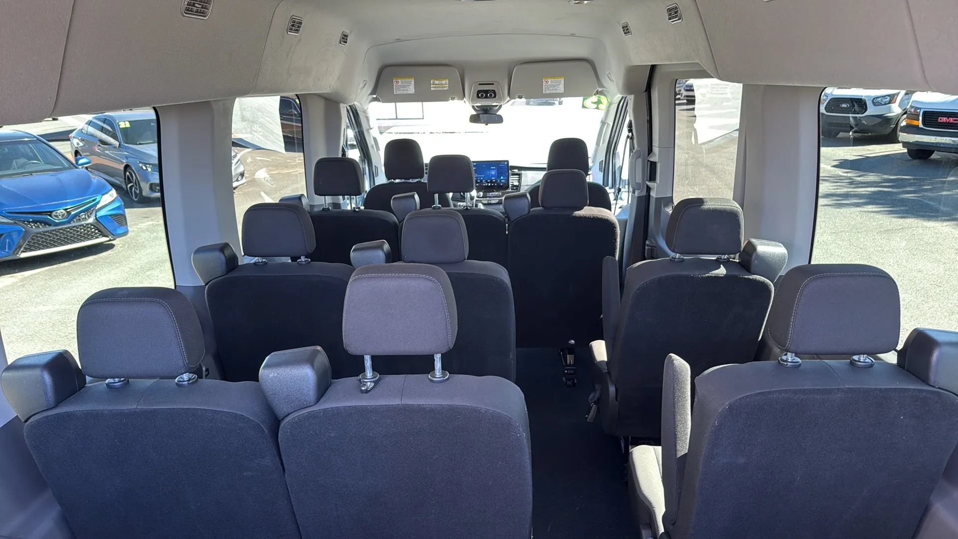 Used 2025 Ford Transit 350 XLT RWD image 8