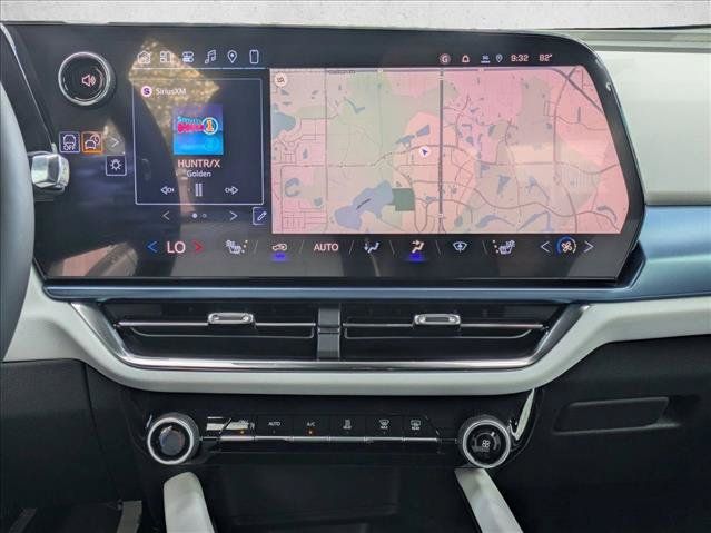 New 2026 Chevrolet Equinox EV LT AWD/4WD image 13
