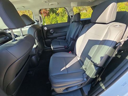New 2026 Hyundai Palisade Limited FWD image 25