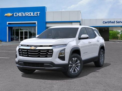 New 2026 Chevrolet Equinox LT FWD image 6
