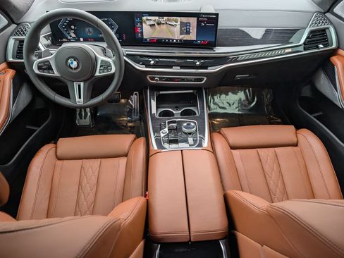 Used 2026 BMW X7 M60i AWD/4WD image 22