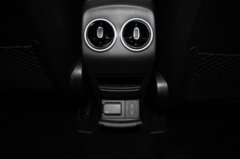 New 2026 Mercedes-Benz GLB 250 image 22
